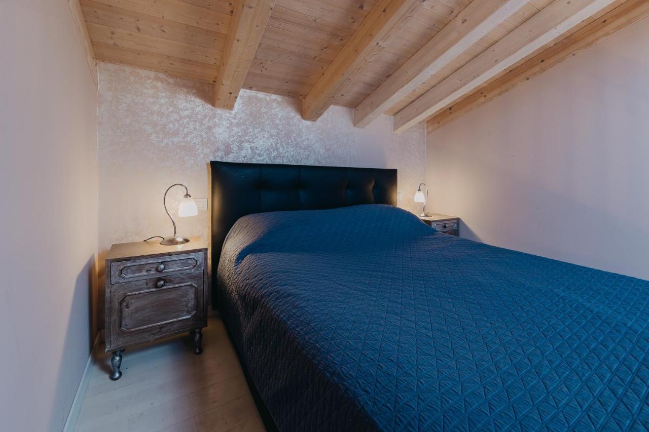 Le Due Dame Hotell Manerba del Garda Eksteriør bilde